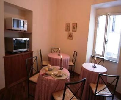 B&B Vicolo Vecchio Террачина Экстерьер фото