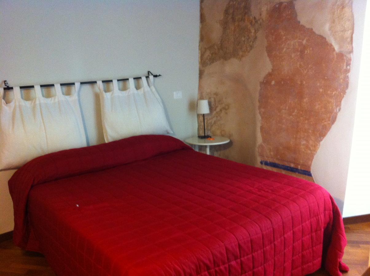 B&B Vicolo Vecchio Террачина Экстерьер фото